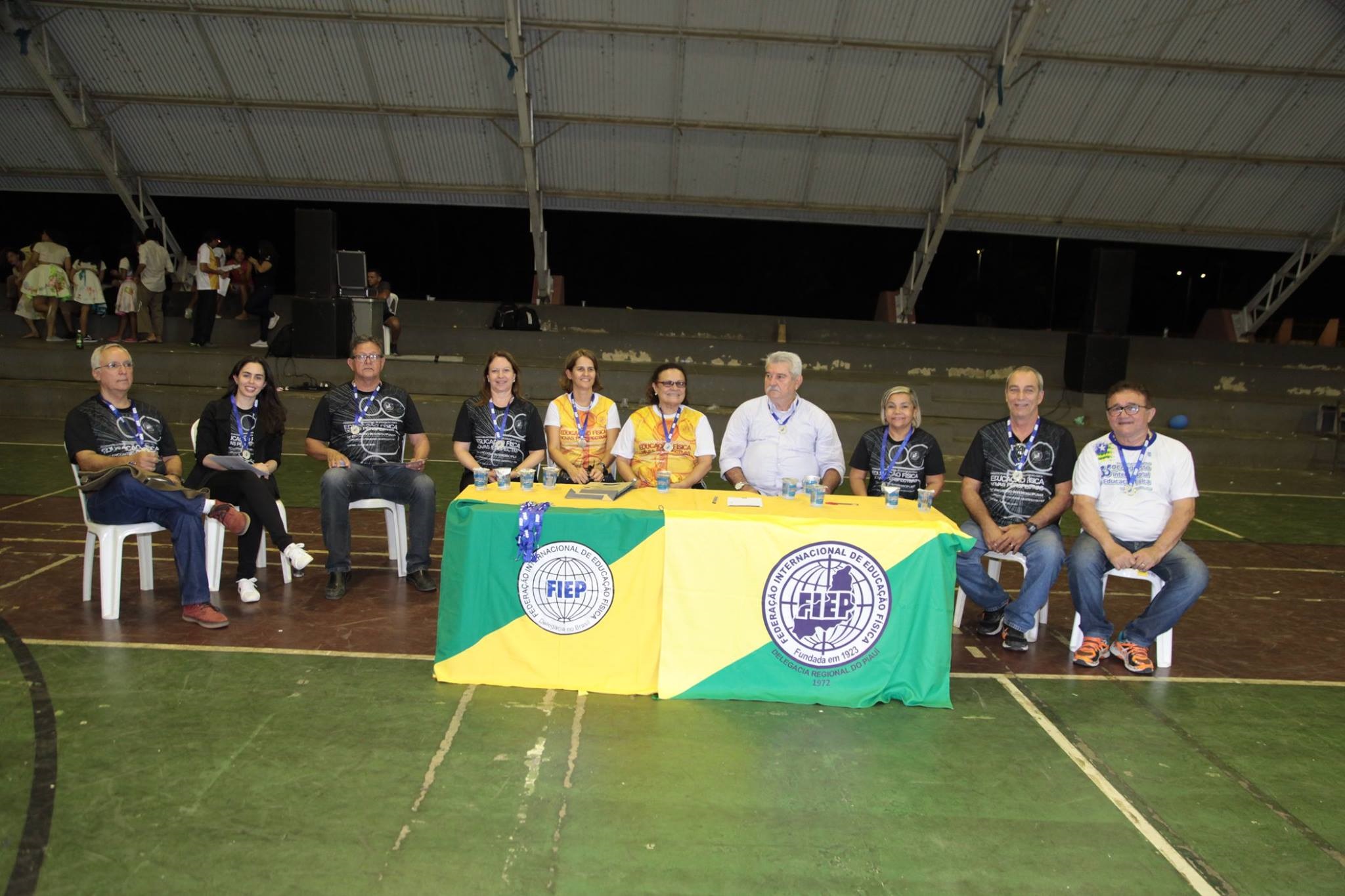 Coordenacao e alguns ministrantes de cursos do XIII Congresso Piauiense Cient. da FIEP-PI 2018.jpg