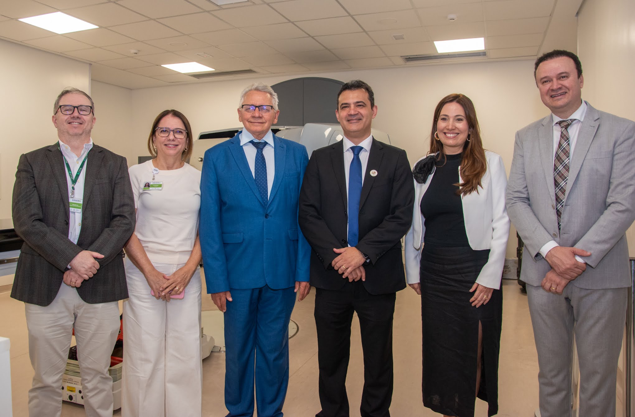 Inauguração_serviço_de_radioterapia-22.jpg