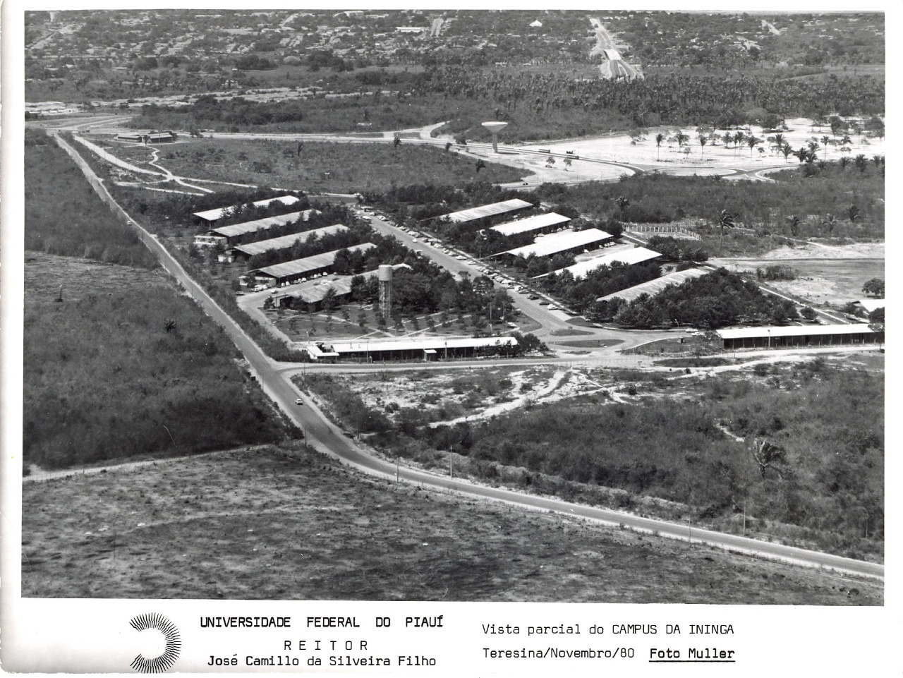 UFPI_-_imagem_do_campus_em_1980.jpeg