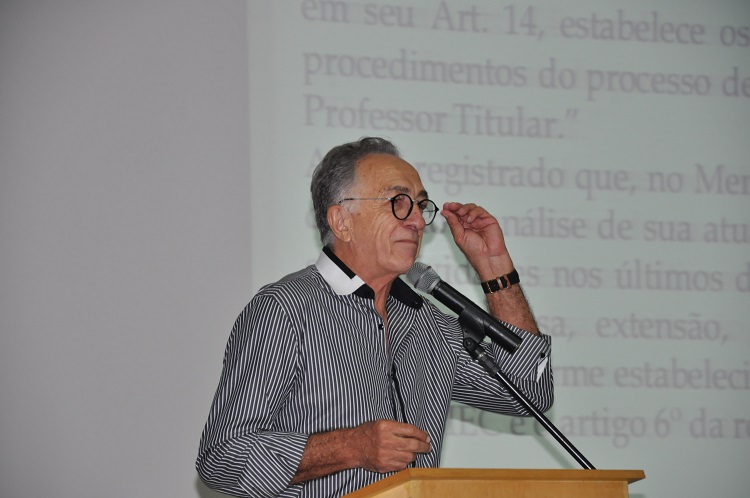 Prof. Dr. Francisco Alcides