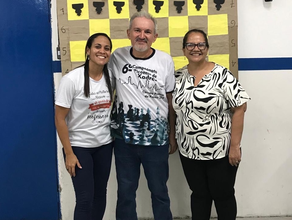 Roberta Barros, Antônio Carlos Júnior e Paula Lucena